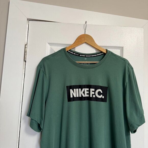 Nike F.C. Soccer Athletic Cut Short Sleeve T-Shirt Men’s XL Light Green - Picture 6 of 9